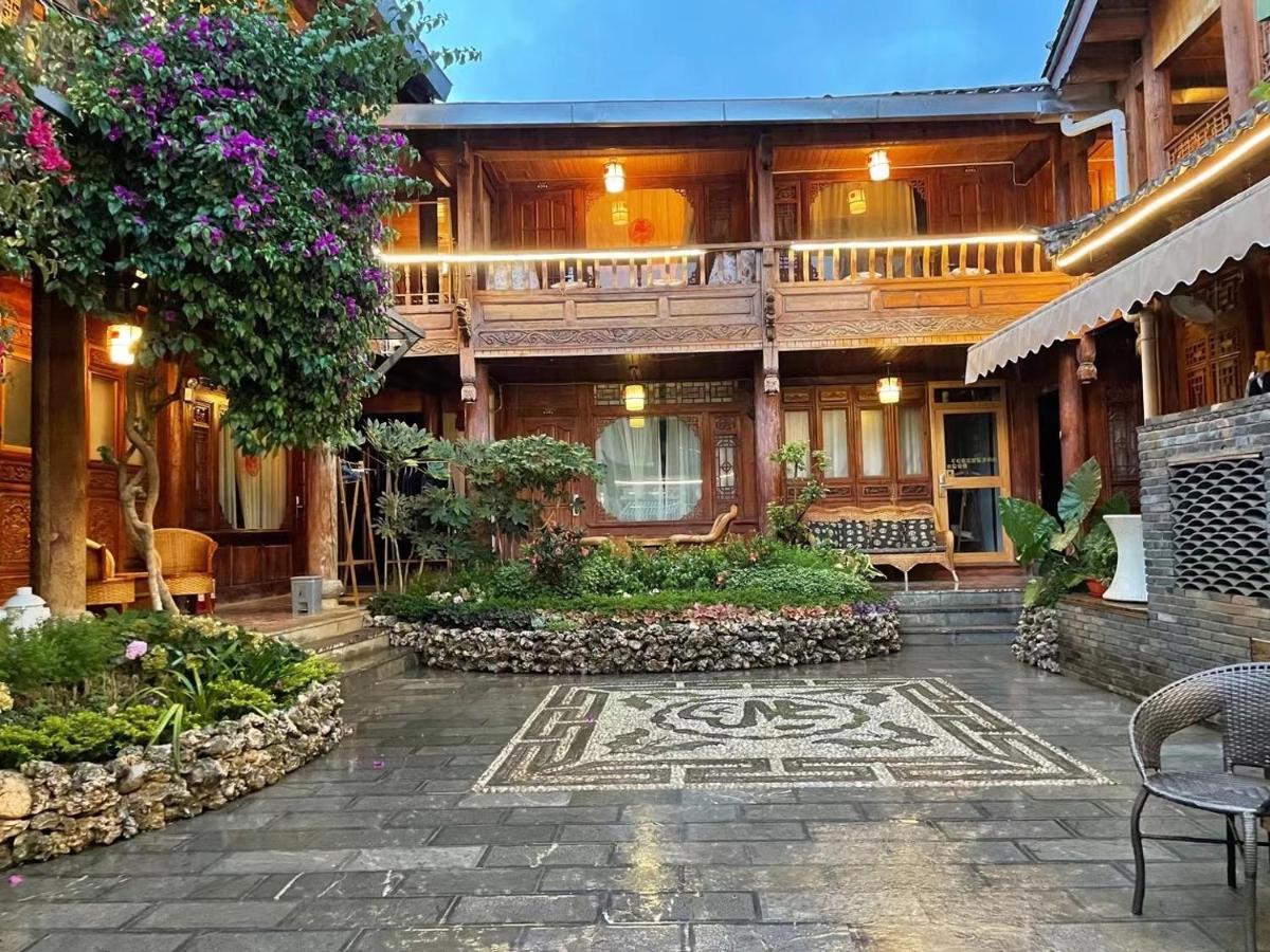 Lijiang Rongyi Homestay Exteriör bild