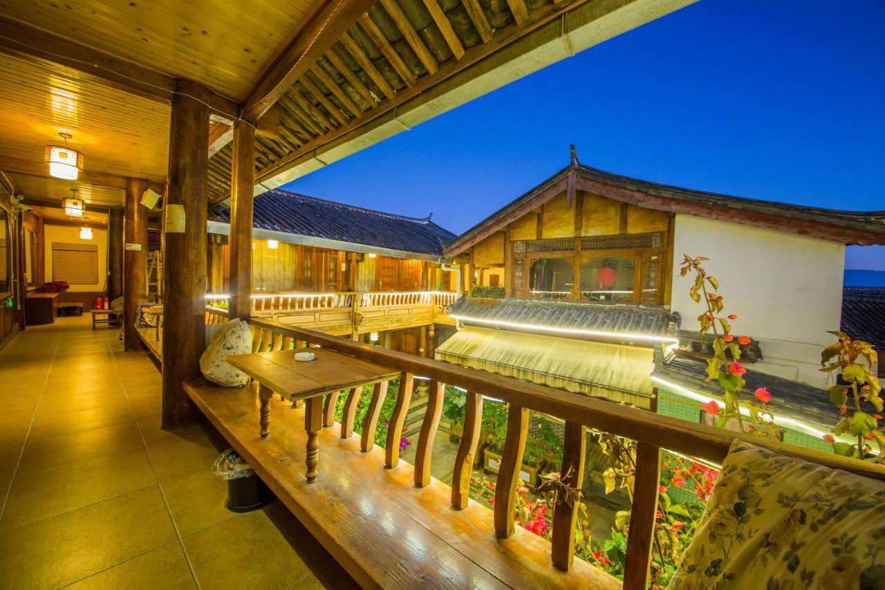 Lijiang Rongyi Homestay Exteriör bild